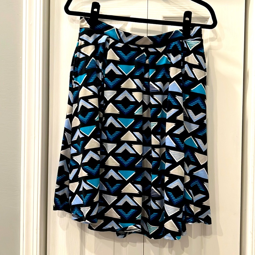 EUC LuLaRoe Madison Swing-Style Skirt, multicolored blue and gray, Size L